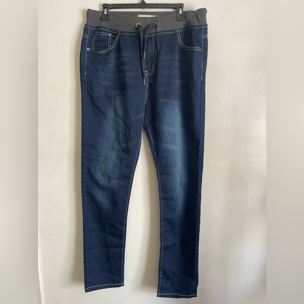 A Jeans L